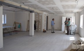 Continúan las obras de construcción ...