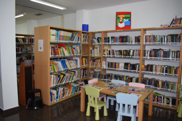 La biblioteca municipal de Renedo ...